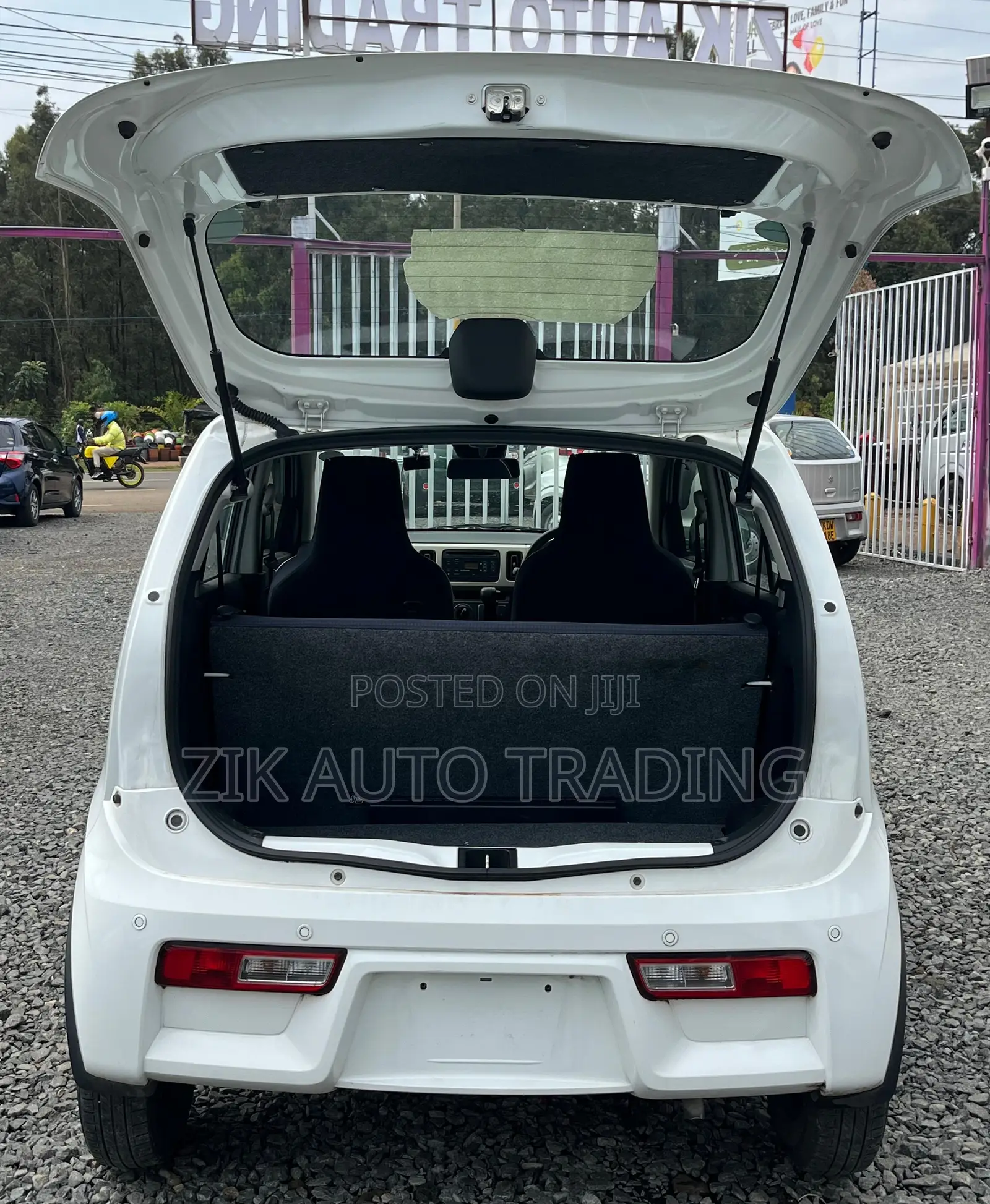 Suzuki Alto 2020 White