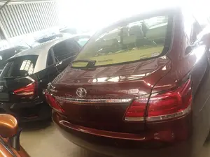 Toyota Premio 2.0 FWD 2018 Maroon