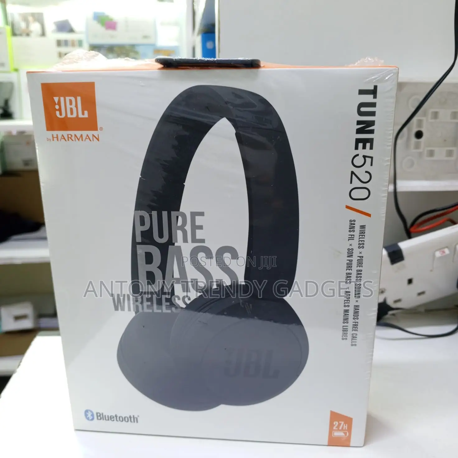 Jbl Tune 520 Wireless Bluetooth Headphones