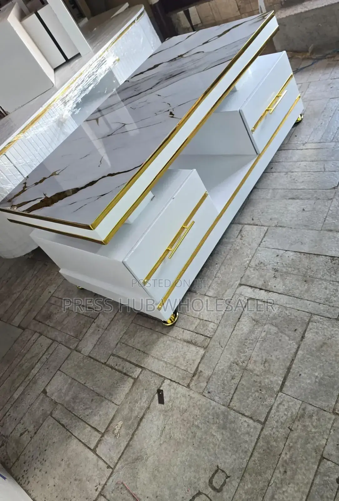 Modern Executive Coffee Table Zz