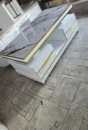 Modern Executive Coffee Table Zz