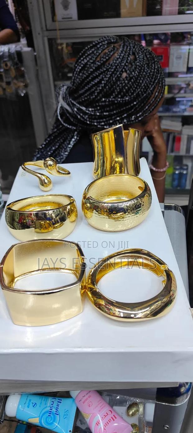 Chunky Statement Bracelets - thumbnail 3