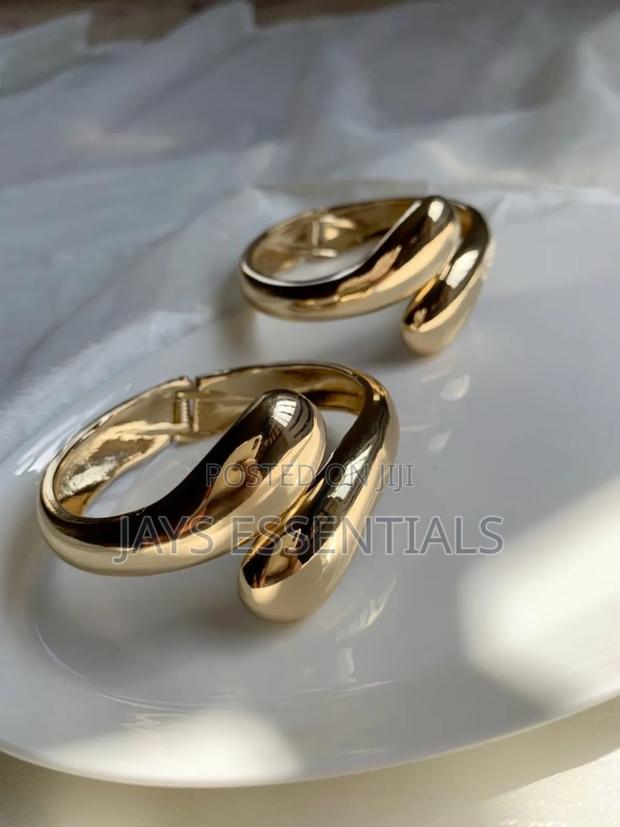 Chunky Statement Bracelets - thumbnail 6