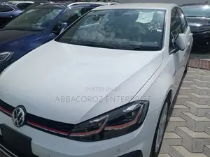 Volkswagen Golf GTI 2018 White