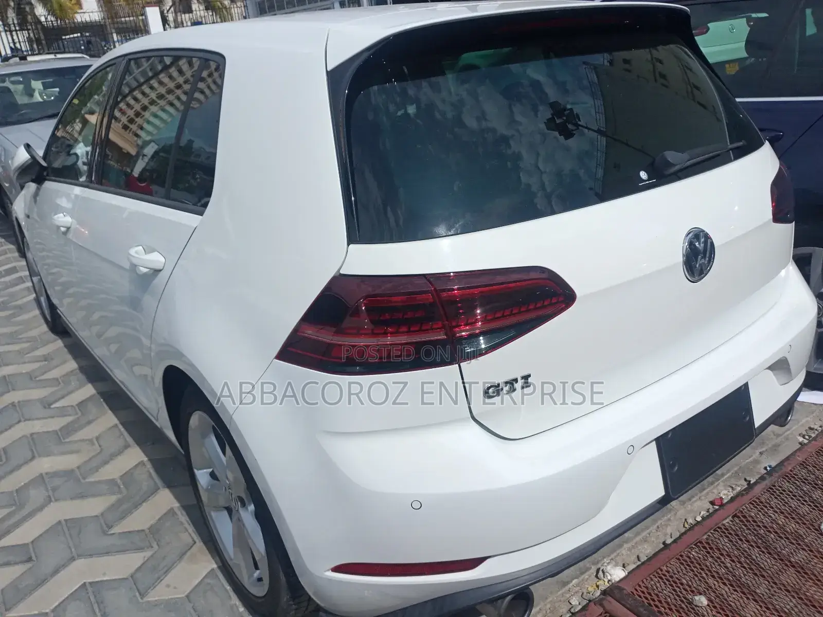 Volkswagen Golf GTI 2018 White