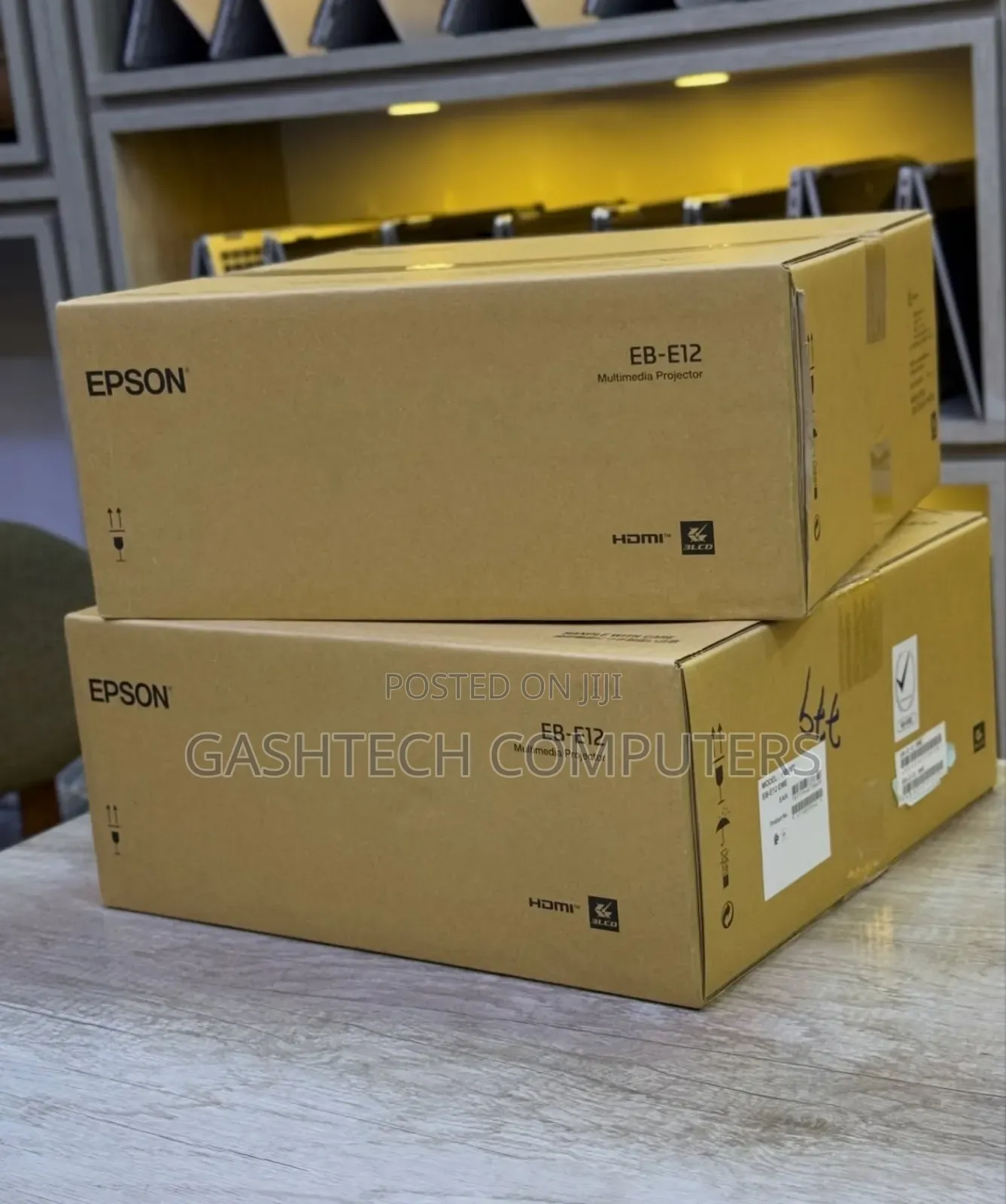 Epson Eb-E12 Xga 3lcd 3600 Lumen Projector