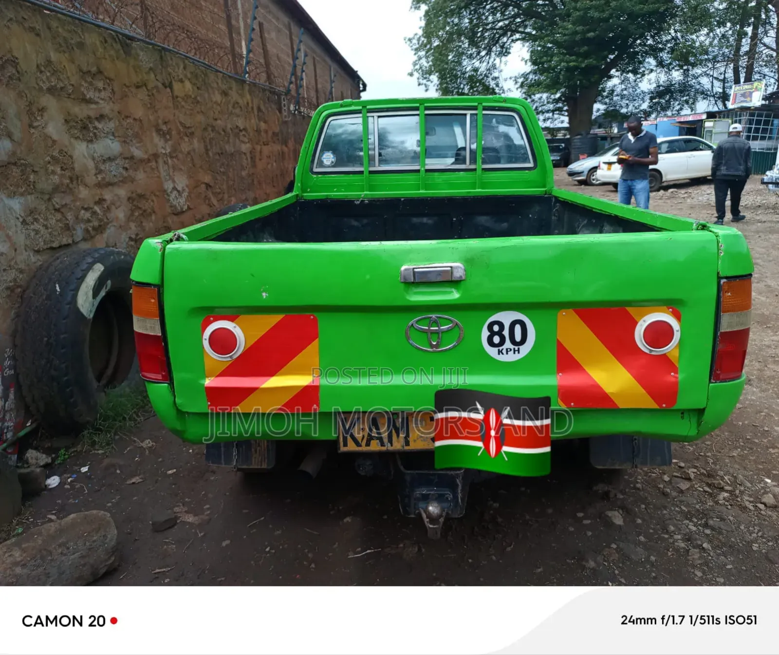 Toyota Hilux 1990 Green