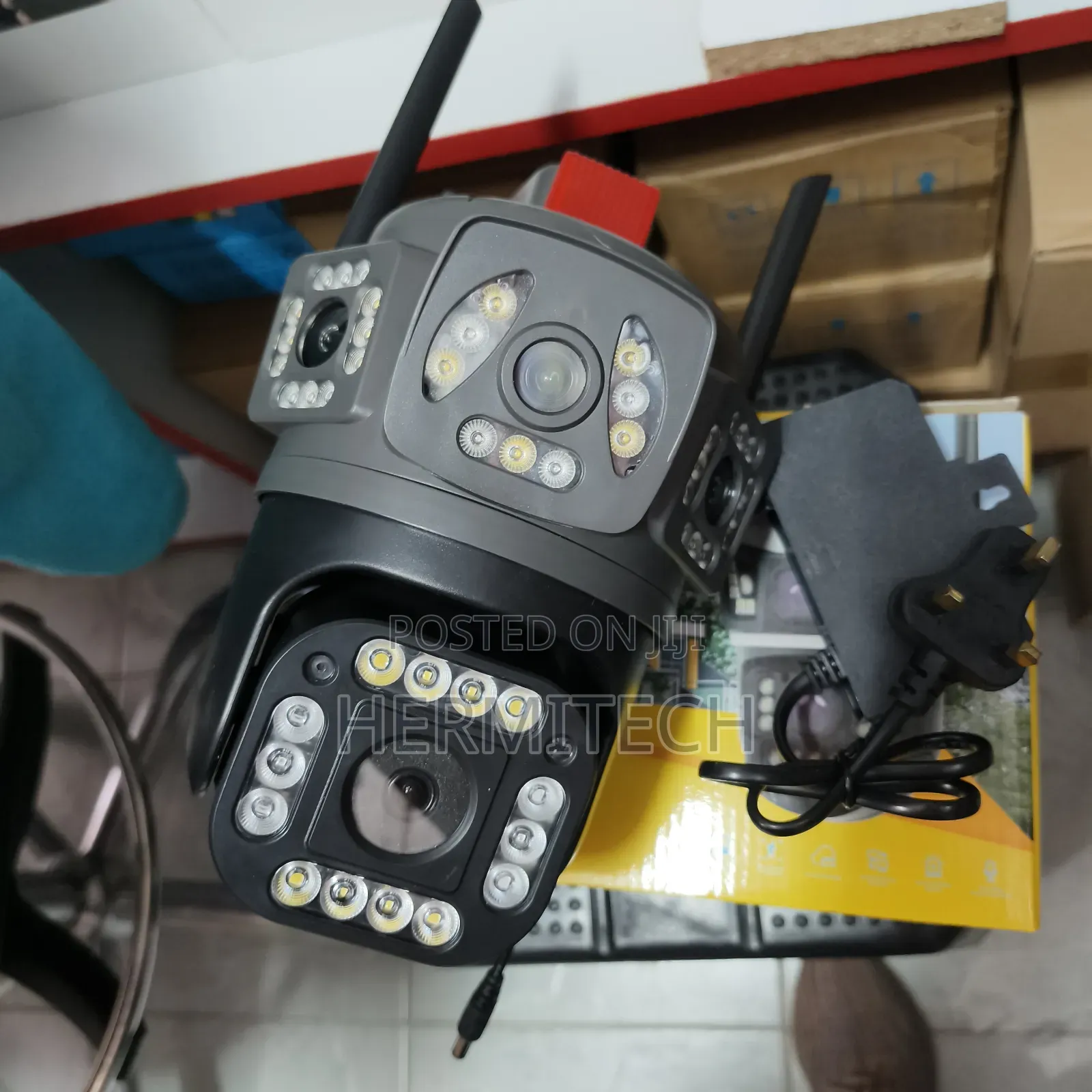 Triple Lens Wifi Enabled CCTV Camera With Alarm Siren