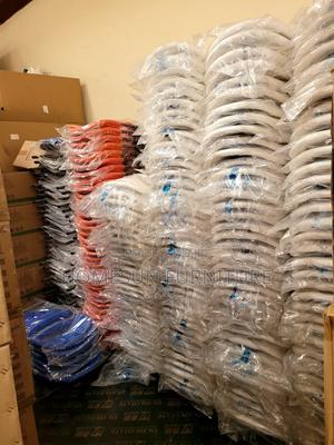 Foldable Chair - thumbnail 2