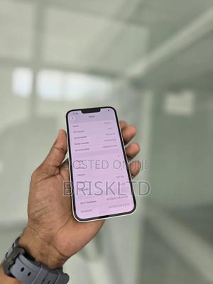 New Apple iPhone 13 128 GB White - main view