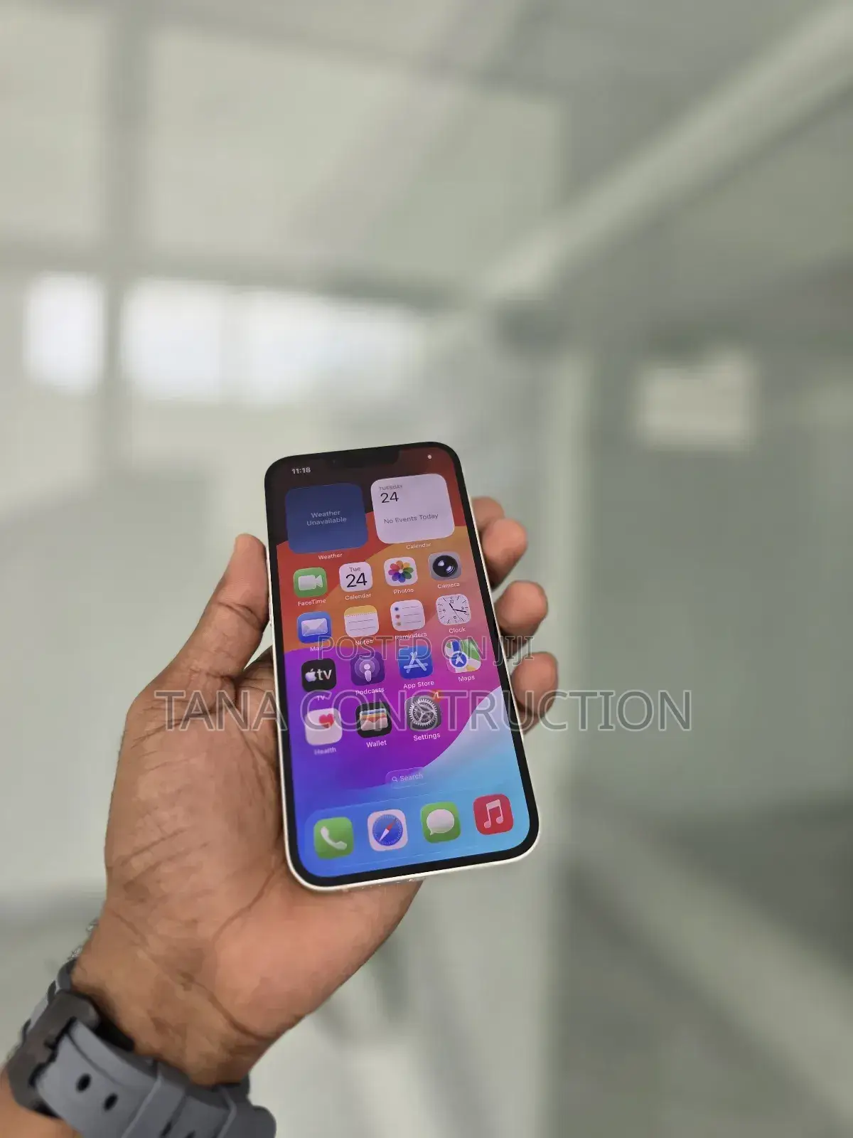 New Apple iPhone 13 256 GB White
