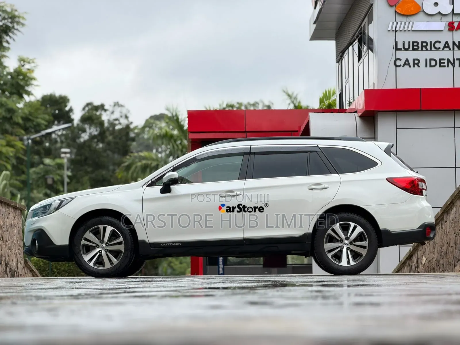 Subaru Outback Limited AWD 2020 White