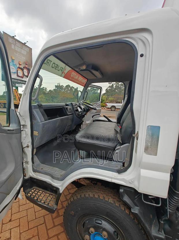 Mitsubishi Canter - thumbnail 7