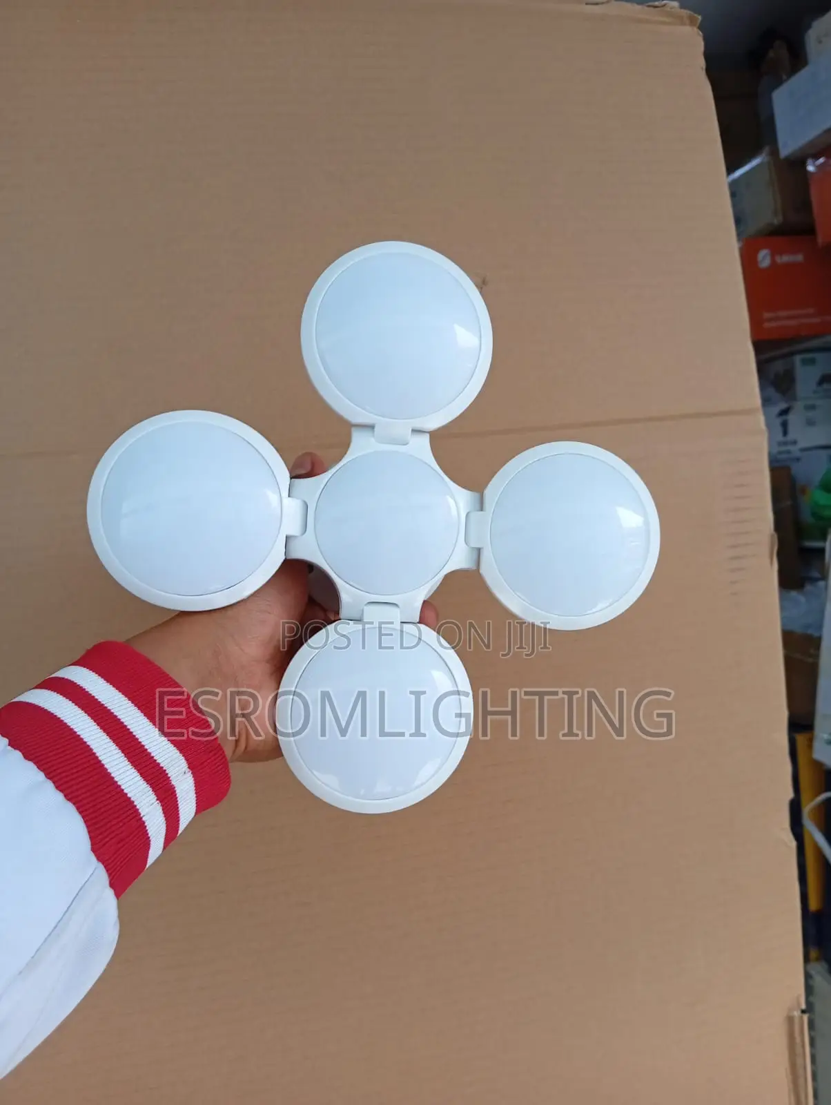 Solar Emergency Charging Lamp