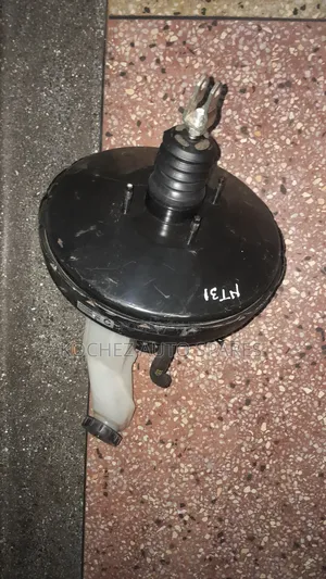 Nissan Xtrail Nt31 Brake Booster and Master Cylinder
