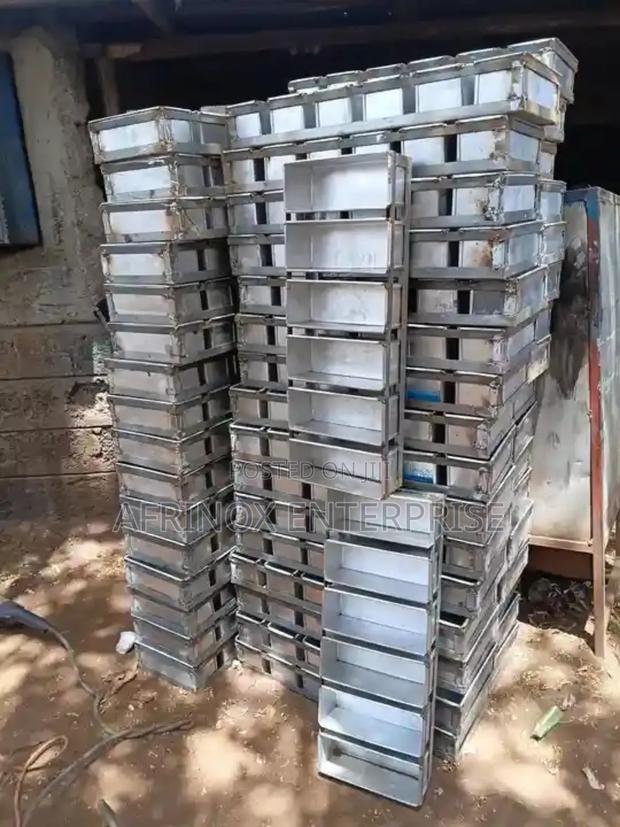 Stainless Steel Baking Tins - main view