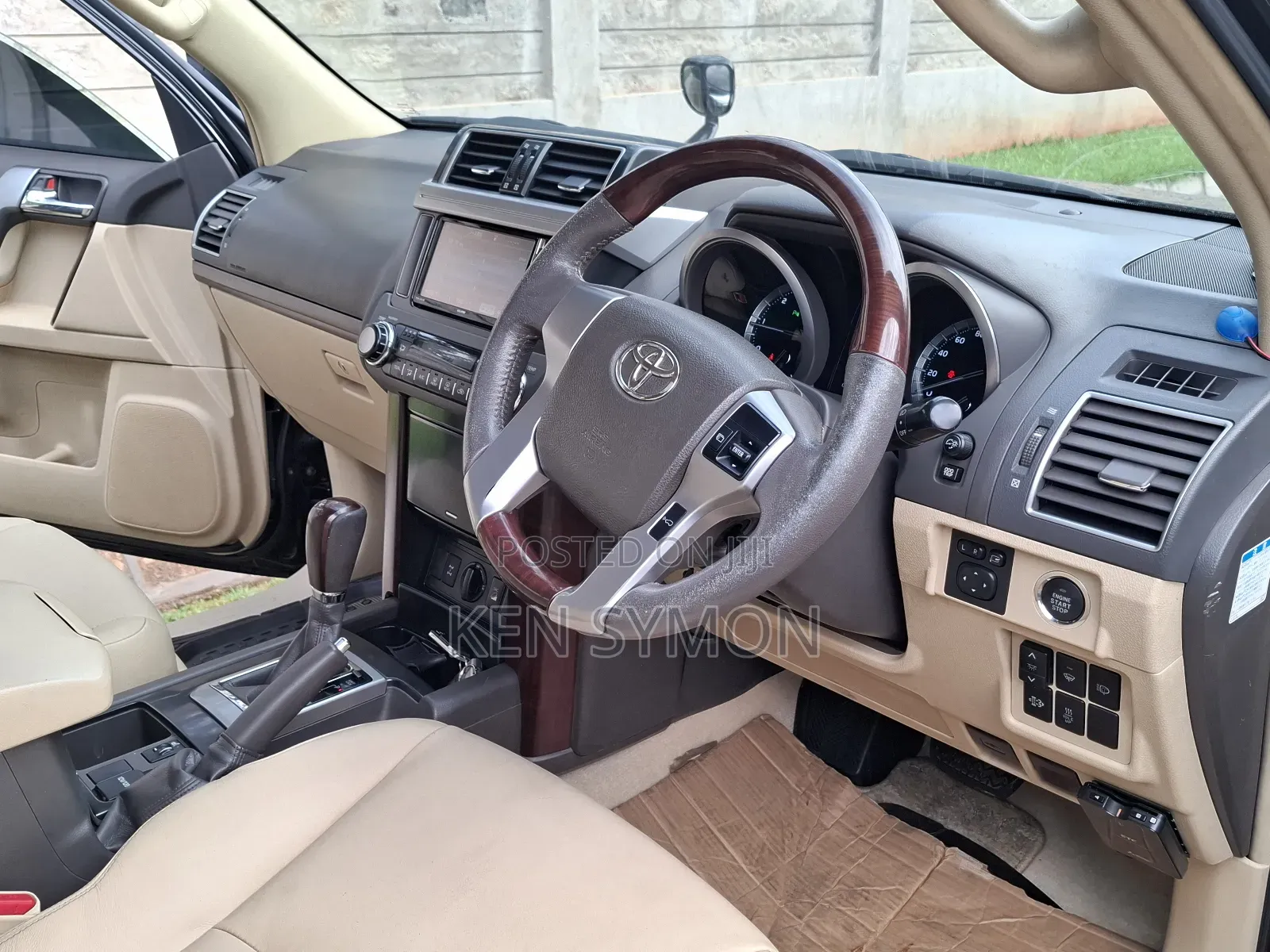 Toyota Land Cruiser Prado 2.8 2017 Black