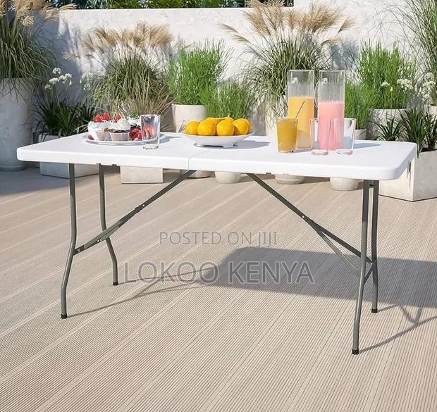 Dining Table; Lightweight Plastic Folding Outdoor-Dining Table - thumbnail 2