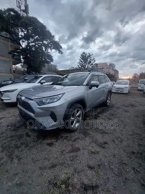 Toyota RAV4 2019 Silver