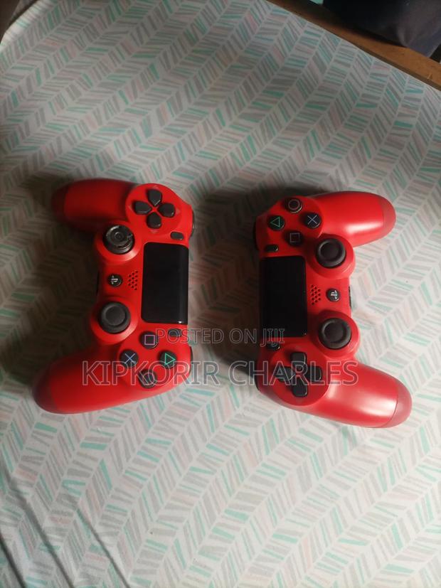 Sony Play Station Pads - main view