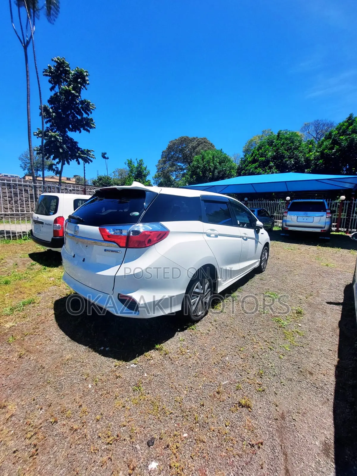 Honda Shuttle 2018 White