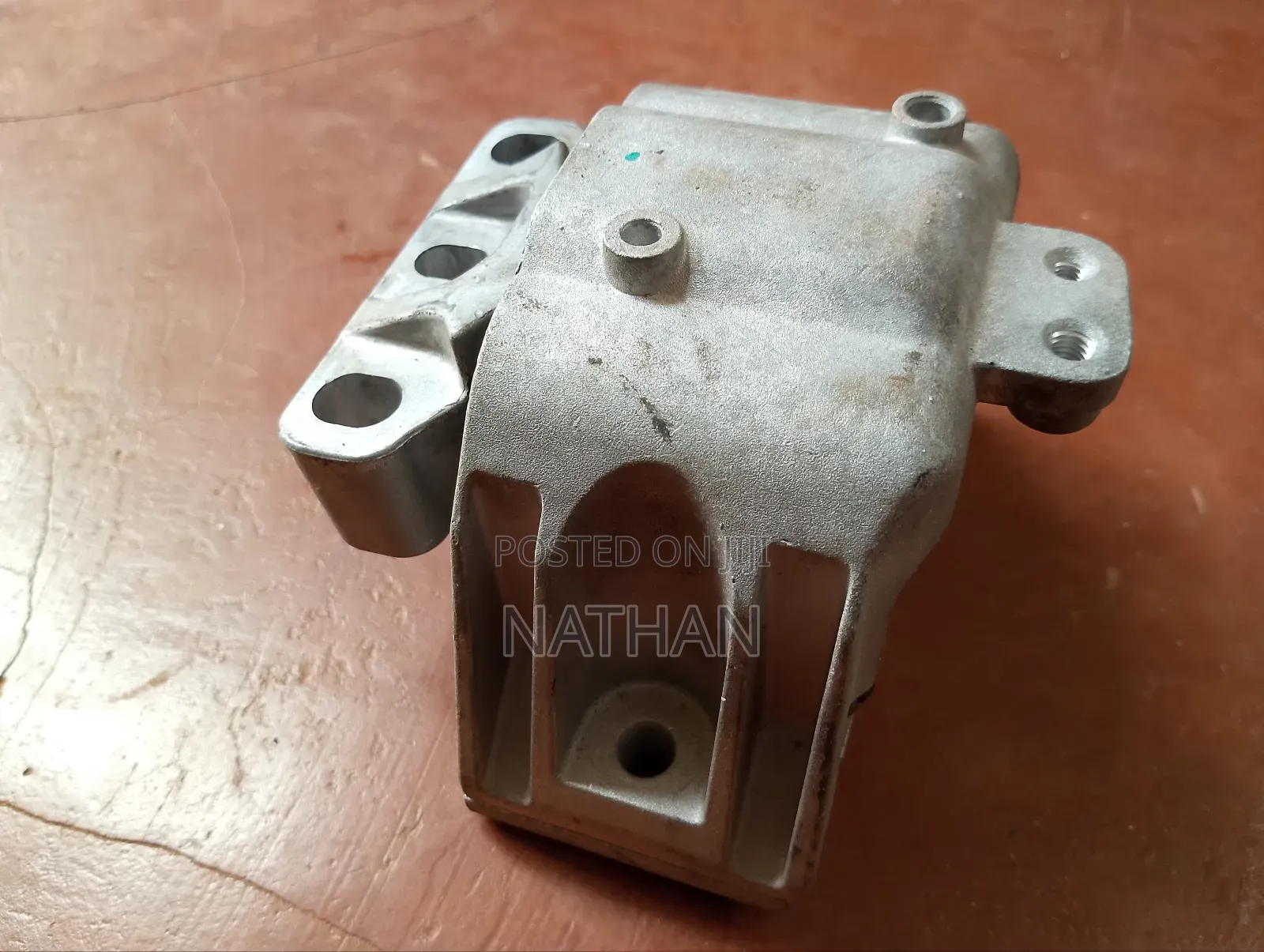 Front Right Engine Motor Mount for Audi Tt Quattro 3.2l Vw Golf Jetta
