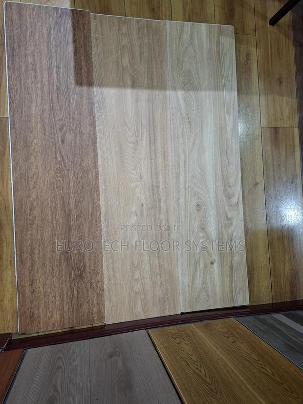 SPC Flooring - thumbnail 2