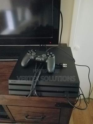 Play Station 4 Pro - thumbnail 2