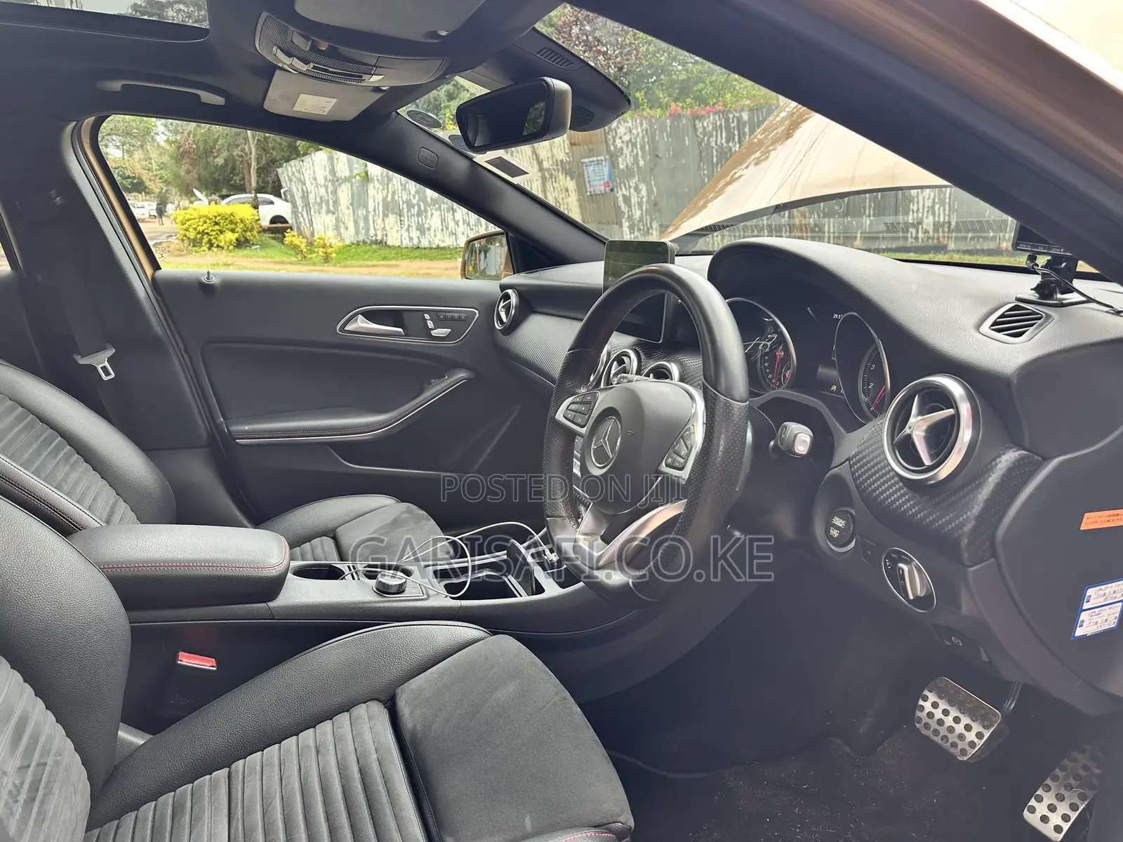 Mercedes-Benz A-Class 2017 Gold