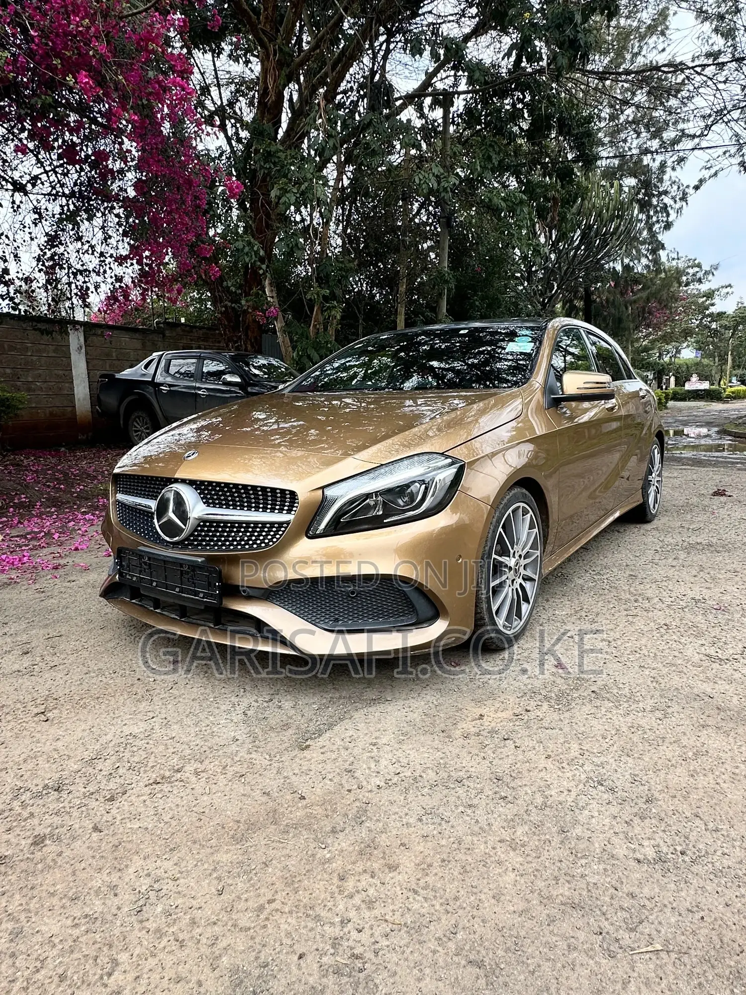 Mercedes-Benz A-Class 2017 Gold