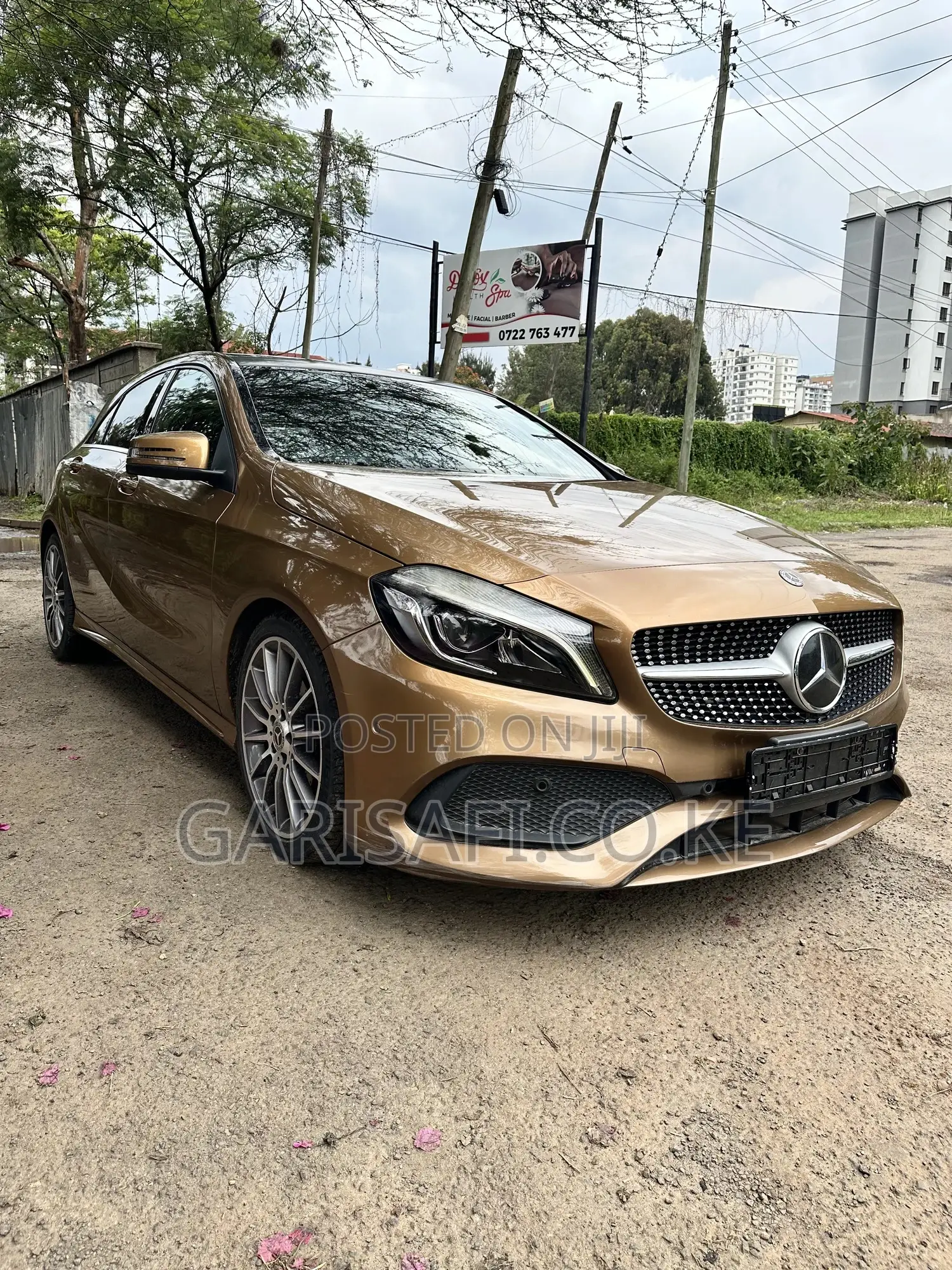Mercedes-Benz A-Class 2017 Gold
