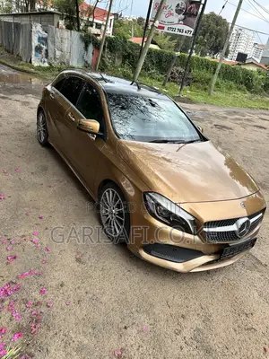 Mercedes-Benz A-Class 2017 Gold