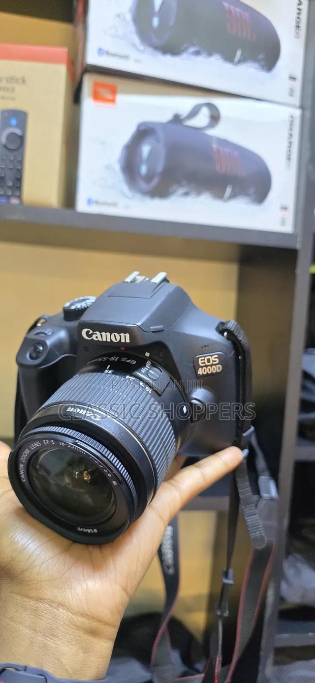 Canon 4000d With Kit Lens 18-55mm - thumbnail 3