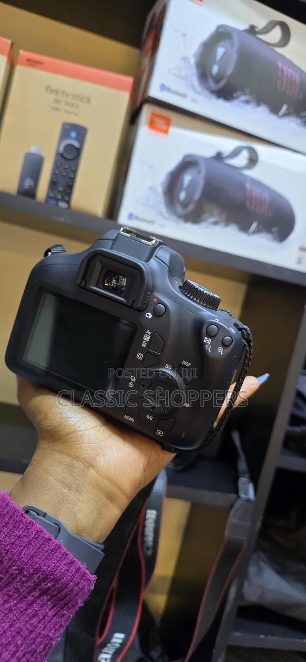 Canon 4000d With Kit Lens 18-55mm - thumbnail 4