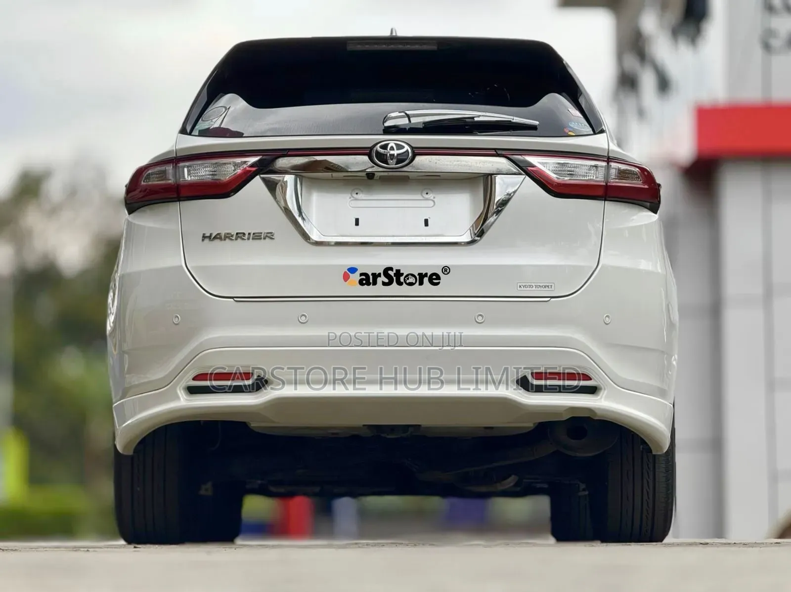Toyota Harrier 2.0 2019 White