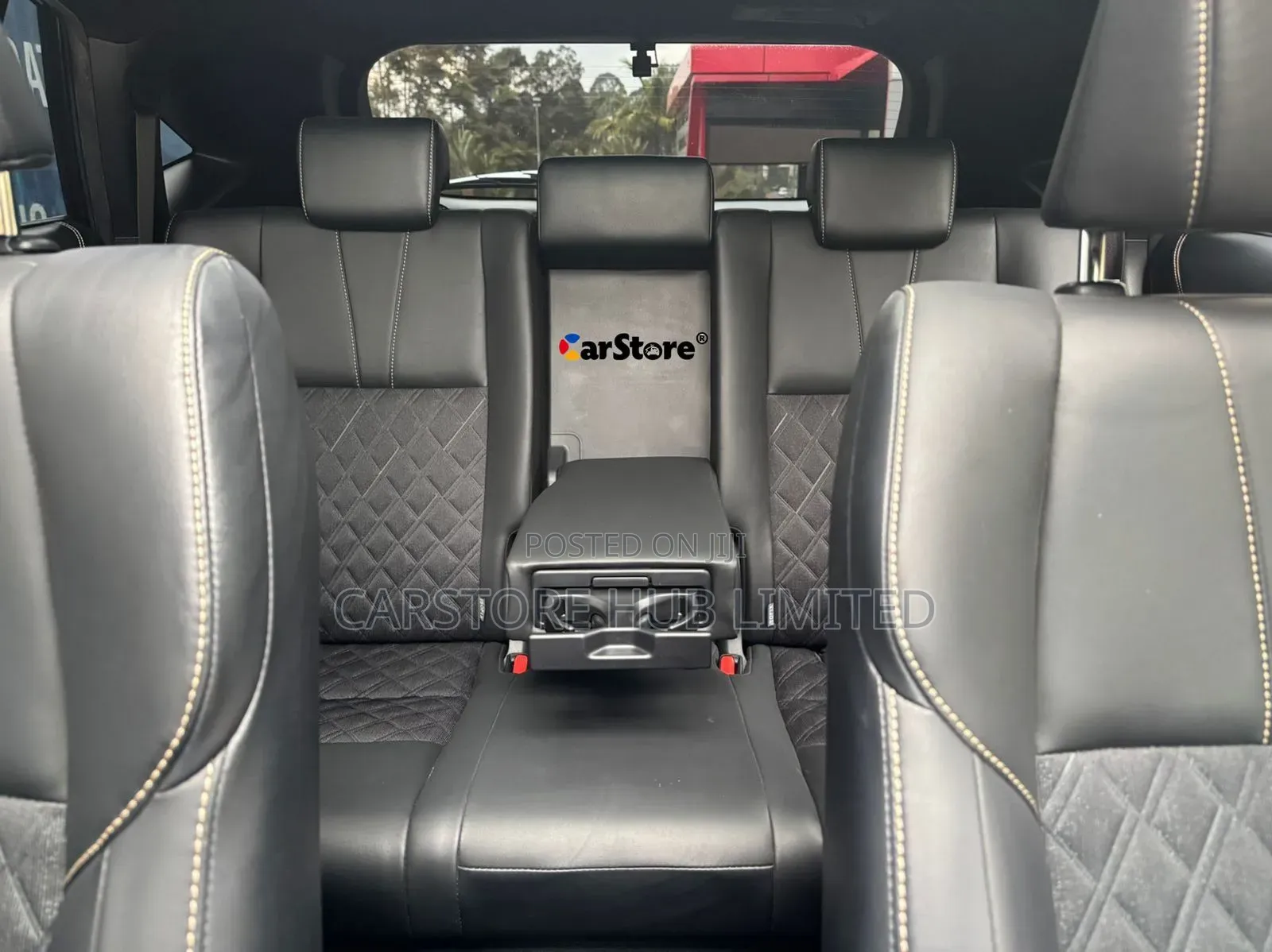 Toyota Harrier 2.0 2019 White