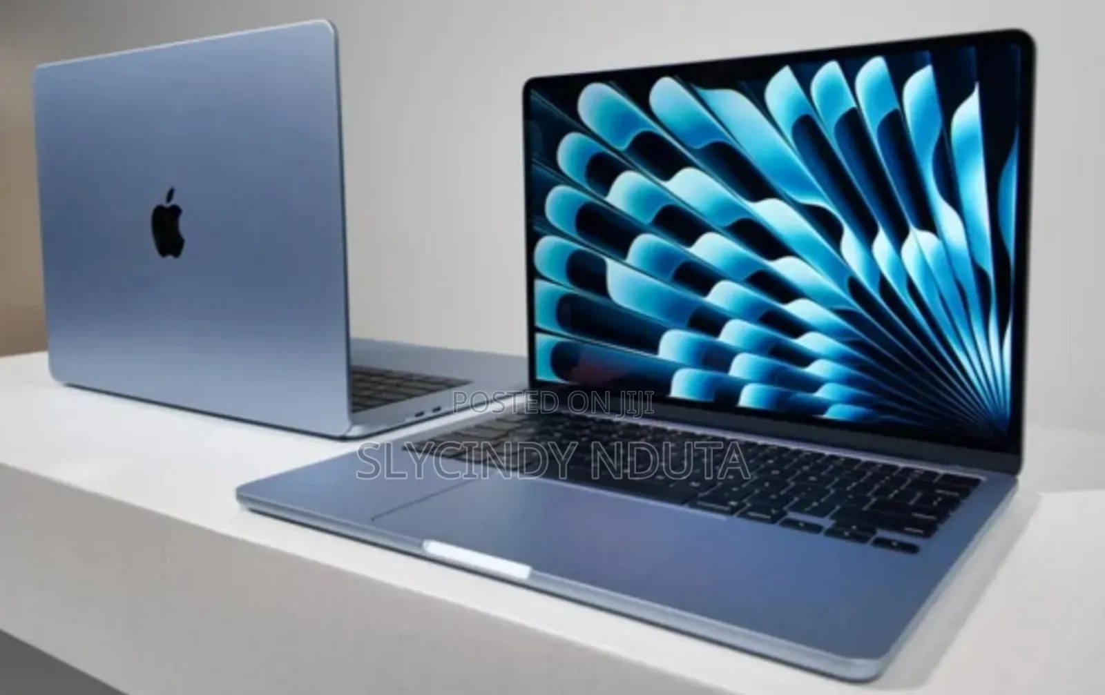New Laptop Apple MacBook Air 2024 M3 13-inch 16GB Apple M3 SSD 512GB