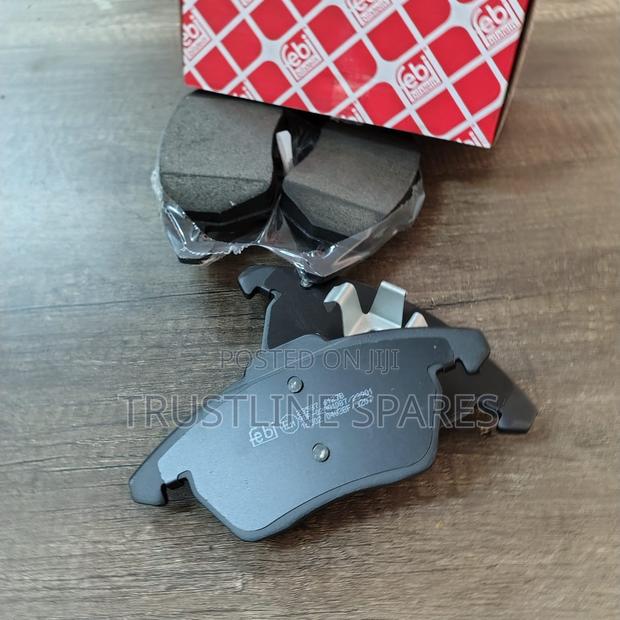 Febi Front Brake Pads for Audi Q3 – Strong Quiet Braking Performance