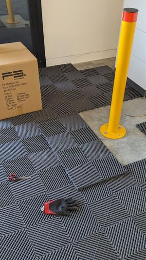 Garage Tiles – Daily Use Durability - thumbnail 2