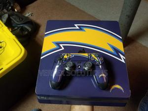 Play Station 4 Slim - thumbnail 2