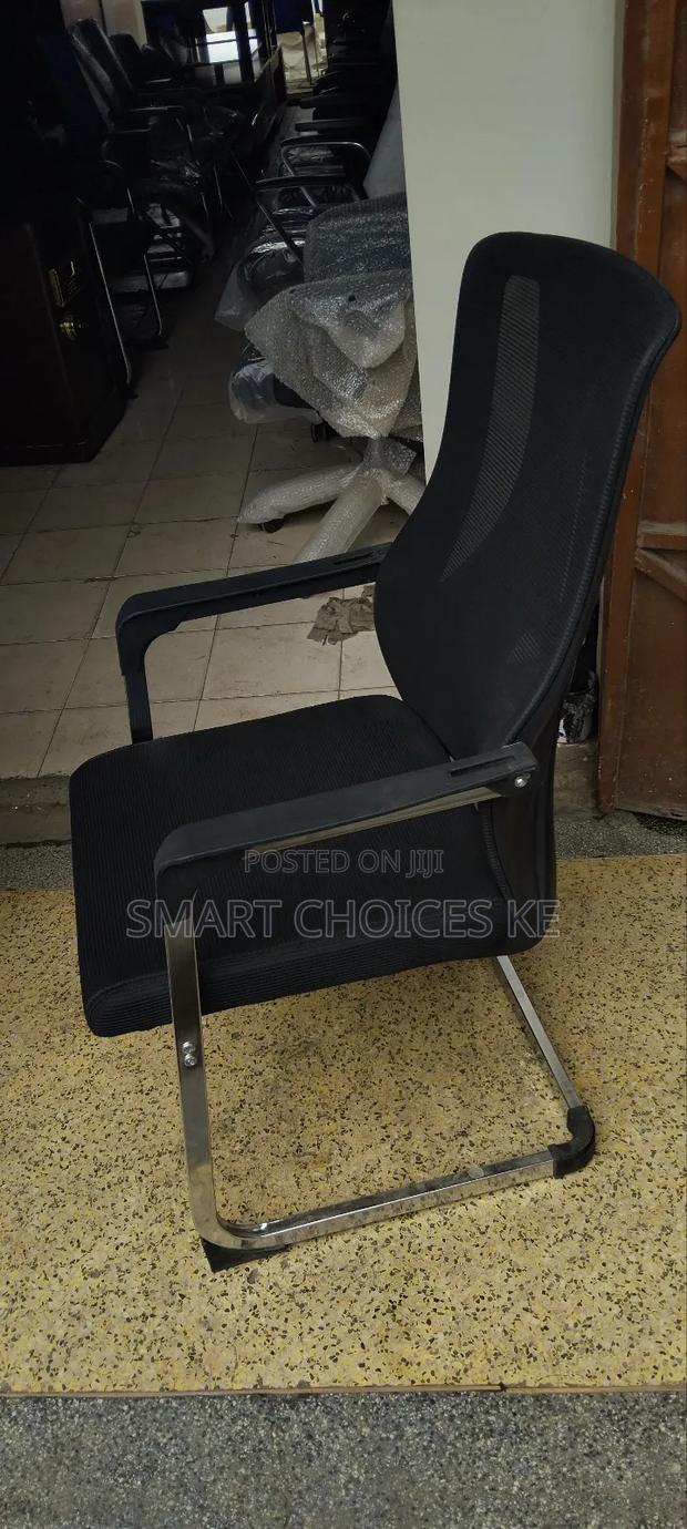 Hb Visitor's Chair - thumbnail 2