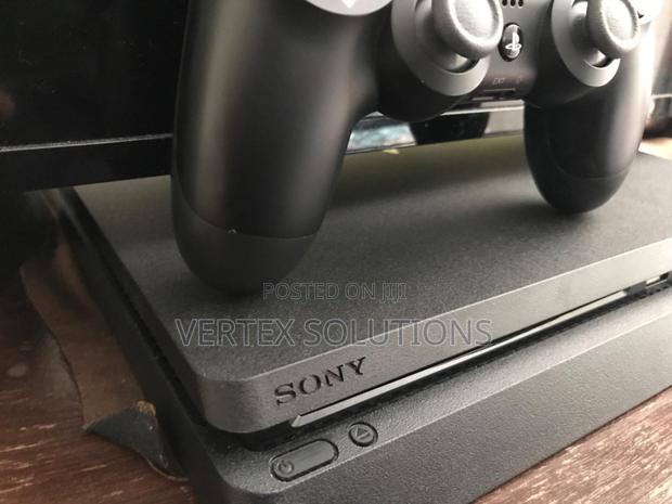 Ps 4 Slim Chipped - main view