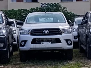 Toyota Hilux Revo Single Cab Deisel 2.4 RWD 2018 White