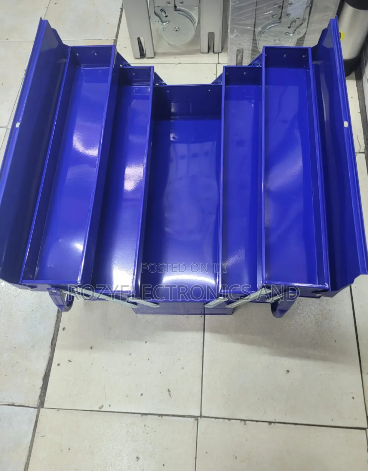 21" Metallic Empty Metallic Tools Box