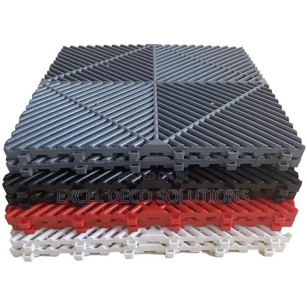 Garage Tiles – Strong Easy Maintenance - main view