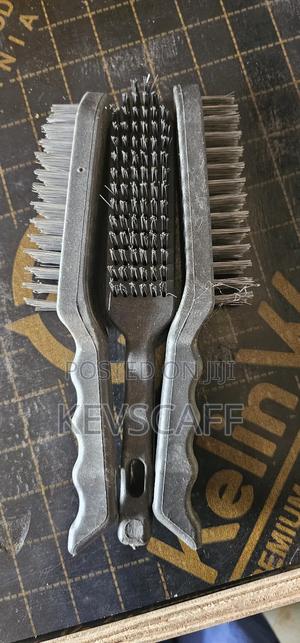 Wire Brush - thumbnail 2