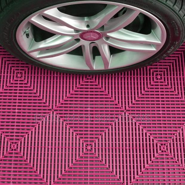 Garage Tiles – Heavy Traffic Ready