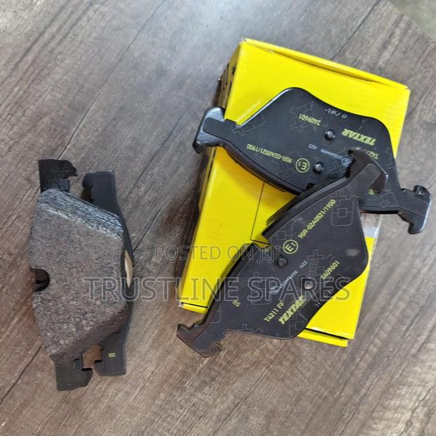 Textar Front Brake Pads for BMW 3 Series E90 – Smooth Stopping