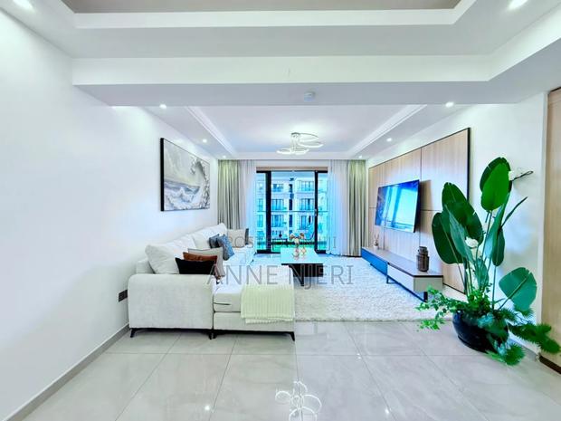 Elegant 3bdrm in Riverside - thumbnail 9