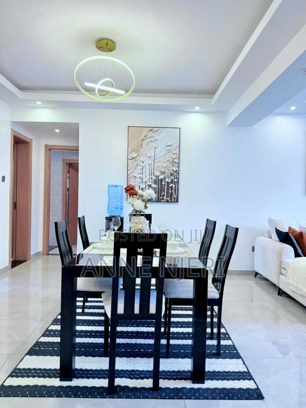 Elegant 3bdrm in Riverside - thumbnail 16